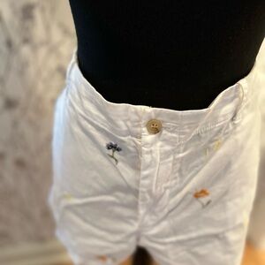 🌿Ralph Lauren High Waist White Shorts with Embroidery